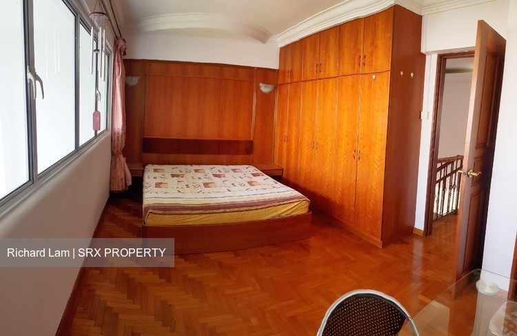 Blk 322A Jurong East Street 31 (Jurong East), HDB Executive #174858672